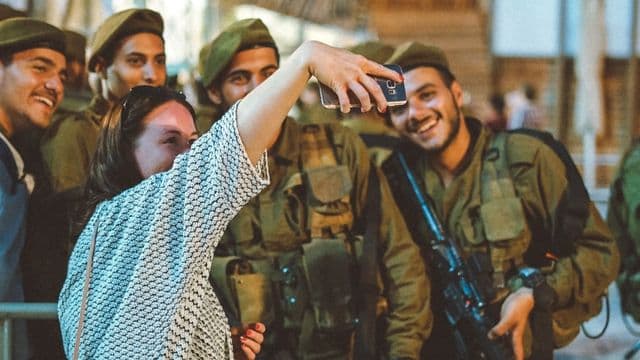 סלנג הילד הממזר של השפה העברית